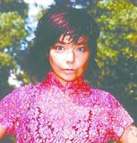 Björk vinnur að bók um feril sinn