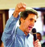 John Kerry nær miklu forskoti