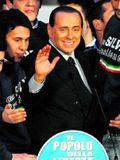 Berlusconi með pálmann í höndunum