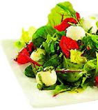 Heitt caprece-salat