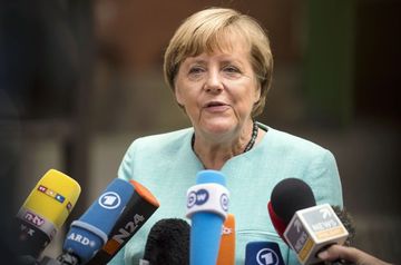 Angela Merkel, kanslari skalands.