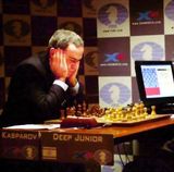 Junior náði jafntefli gegn Kasparov