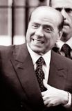 Berlusconi kallar eftir lögum um friðhelgi