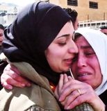 Ísraelsk stjórnvöld leysa 500 palestínska fanga úr haldi