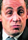 Sarkozy vill reynslutíma fyrir umdeild lög