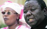 Tsvangirai dregur framboð sitt til baka