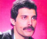 Freddie Mercury tónleikum Tvennir tónleikar til heiðurs Freddie heitnum...