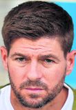 Steven Gerrard, fyrirliði enska landsliðsins í knattspyrnu, tilkynnti í...