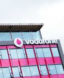 Kaup Vodafone á 365 gengin í gegn