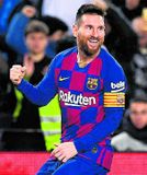 Messi jafnaði Ronaldo í þrennum