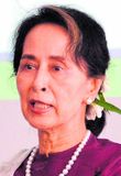 Ákæra Suu Kyi fyrir fleiri brot